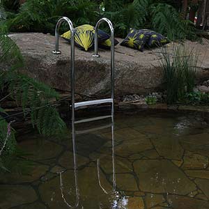 Natural Rock Pool Water Feature